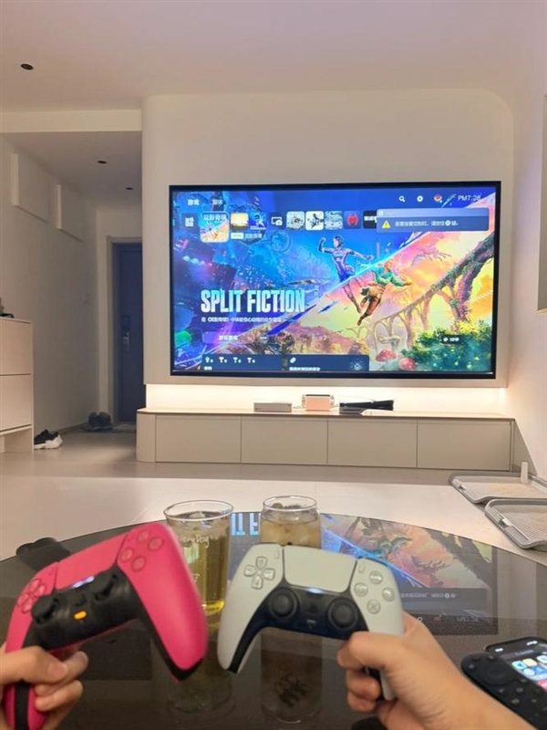 比高的品牌 当贝F7 Pro成亮度照妖镜！麻将胡了模拟器试玩618 4k投影机性价(图2)